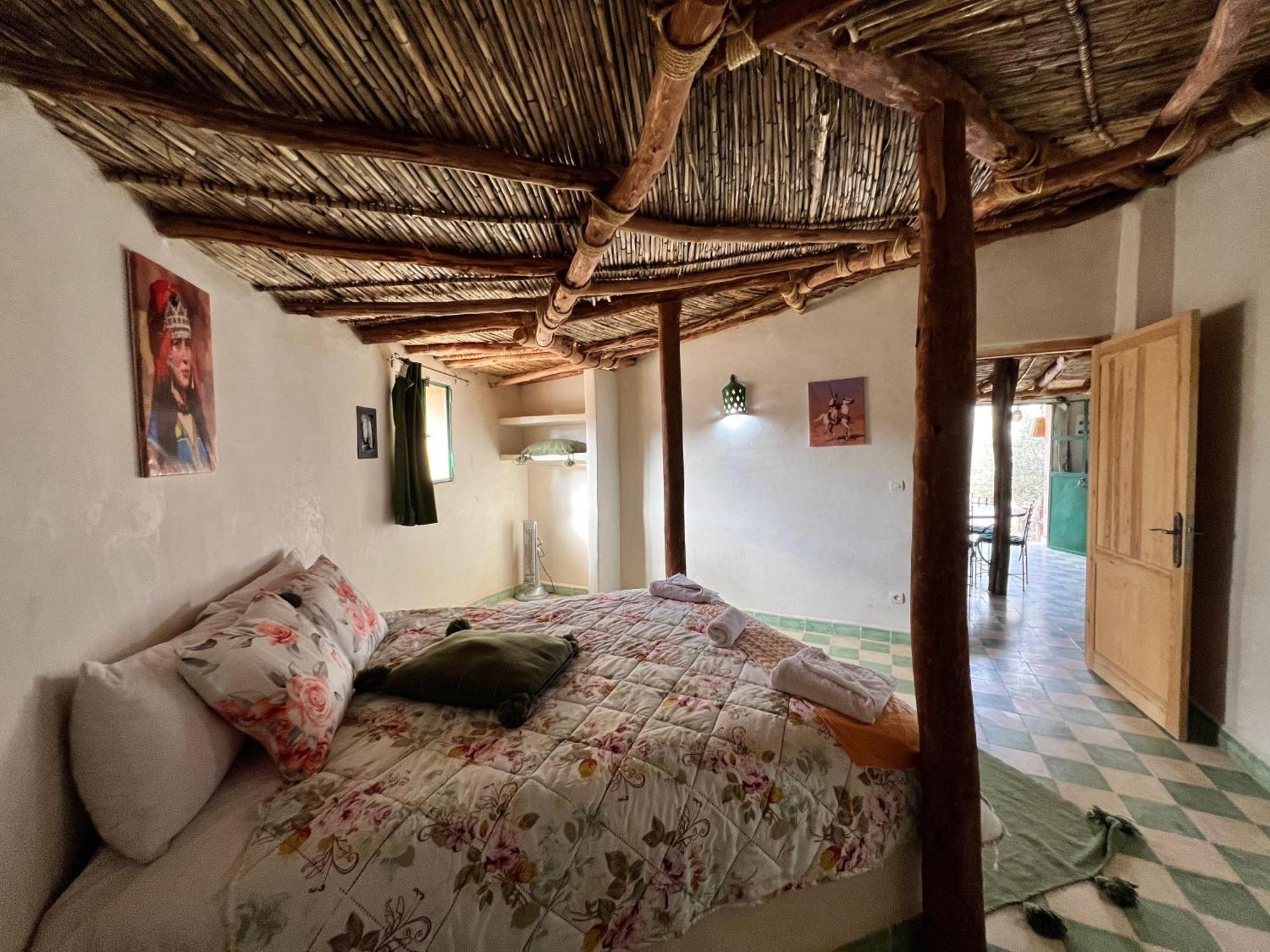 Les Jardins D Amizmiz 6 Piscines Bed & Breakfast Wawizelte Exterior photo