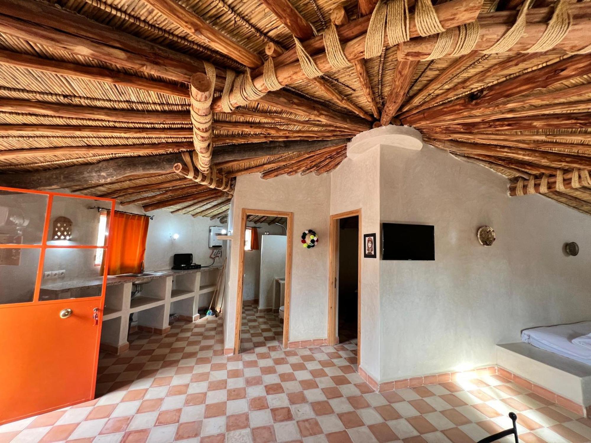Les Jardins D Amizmiz 6 Piscines Bed & Breakfast Wawizelte Exterior photo