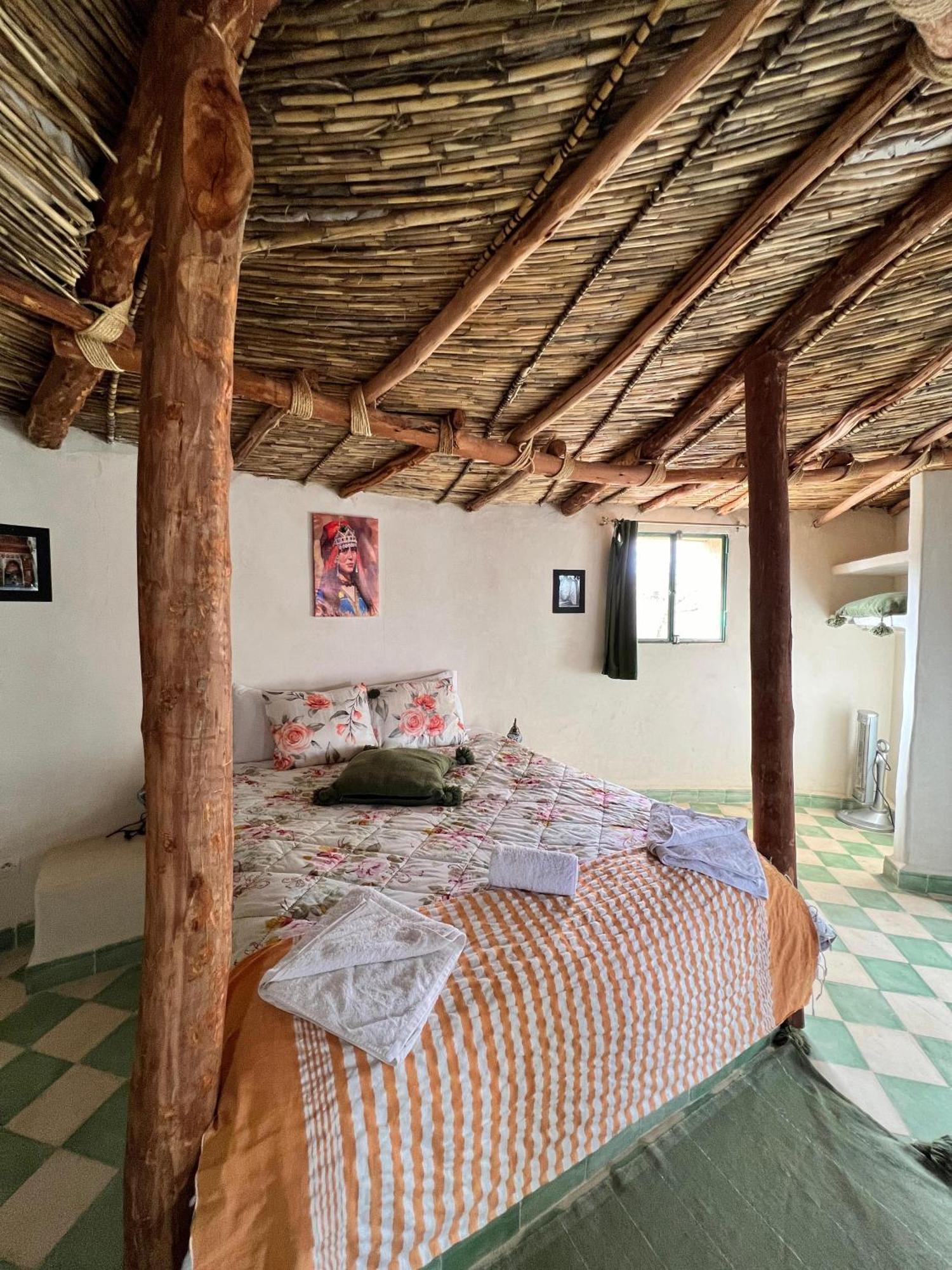 Les Jardins D Amizmiz 6 Piscines Bed & Breakfast Wawizelte Exterior photo