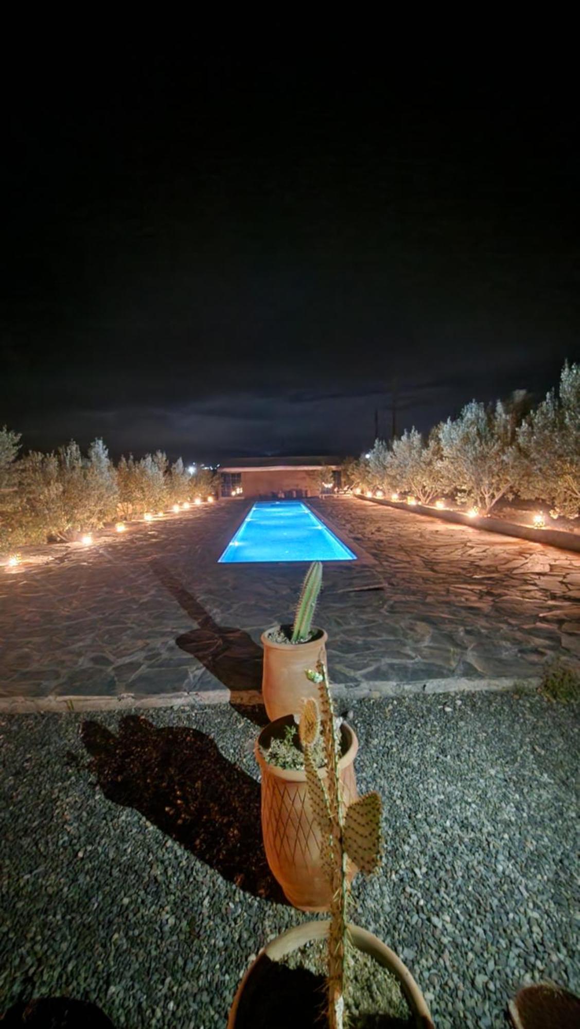 Les Jardins D Amizmiz 6 Piscines Bed & Breakfast Wawizelte Exterior photo